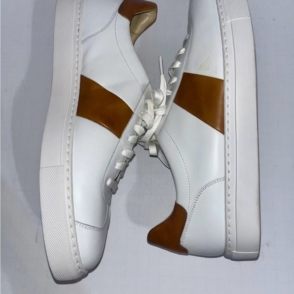NWOB Magnanni White and Tan Men's Leather Sneakers - Picture 4 of 11